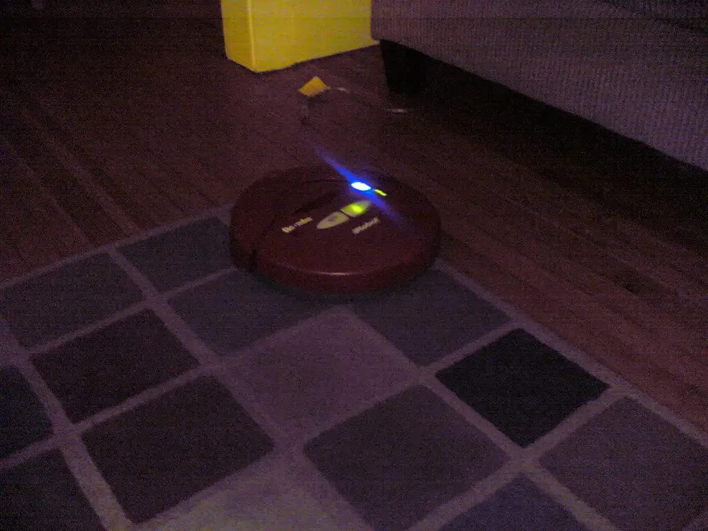 How Does Roomba Work? A Comprehensive Guide 2023 TechCycleUSA